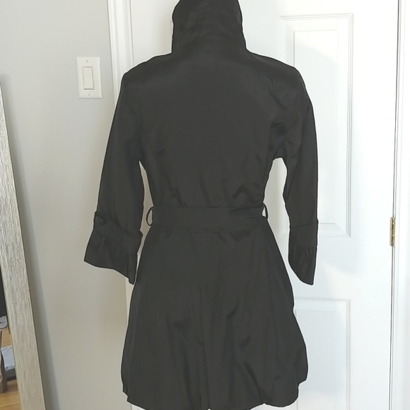 Black taffeta ruffled Light weight trench coat - Picture 7 of 10